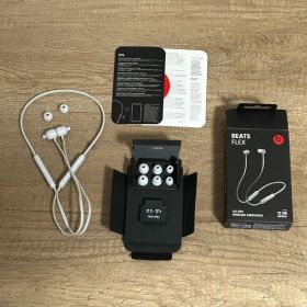 Beats Flex ワイヤレスイヤホン スモークグレイ 箱・イヤーチップ付