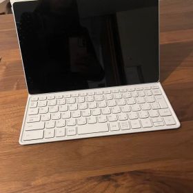 美品 NEC LAVIE Tab T12N 本体