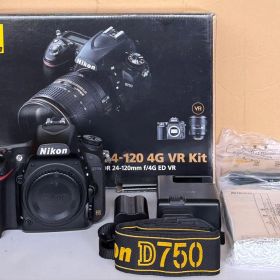【美品】 ニコン Nikon D750 ボディ 《ショット数40540》