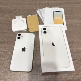 iPhone 11 128GB ホワイト SIMフリー 社外画面 充電不良