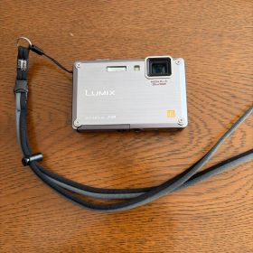 Panasonic LUMIX DMC FT1 カメラ本体