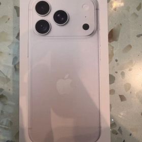 新品未使用 香港版iPhone18Pro 256GB海外版SIMフリー