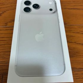 【新品未開封】【SIMフリー】iPhone 18 Pro Max 2TBシルバー