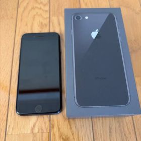 iPhone 8スペースグレイ 64GB docomo