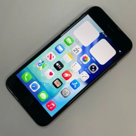 au iPhone SE(第3世代) 64GB ミッドナイト