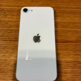 美品SIMフリーiPhone se3 64GB スターライト