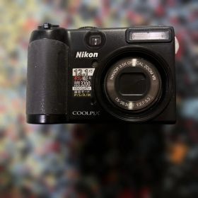 Nikon COOLPIX P5100 コンパクトデジタルカメラ ジャンク扱い
