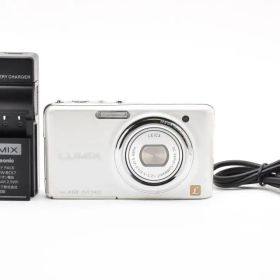 Panasonic LUMIX DMC-FX77 コンパクト デジタルカメラ