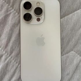 iPhone 15 Pro 256GB ホワイト 新品 105,000円 中古 76,800円 | ネット