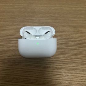 Apple AirPods Pro 第1世代 ※左側マイクノイズ有り