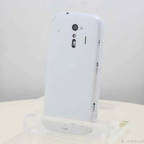【中古】FUJITSU(富士通） らくらくスマートフォン 32GB ホワイト F-42A docomoロック解除SIMフリー 【305-ud】