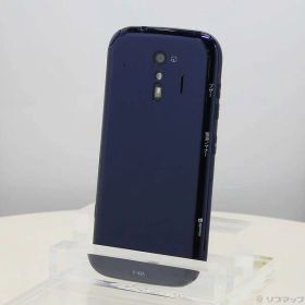 【中古】FUJITSU(富士通） らくらくスマートフォン 32GB ネイビー F-42A docomoロック解除SIMフリー 【305-ud】