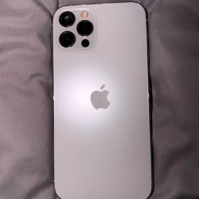Apple iPhone 12 Pro 本体