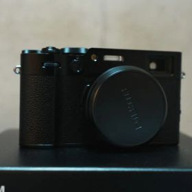 【土日限定割引】FUJIFILM X100VI 美品