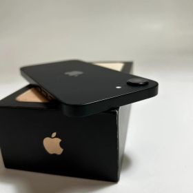 【良品】 iPhone 16e｜256GB｜ SIMフリー版