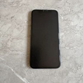 Apple iPhone 11 Pro 本体