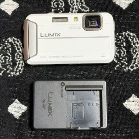 Panasonic LUMIX DMC-FT25 ホワイト