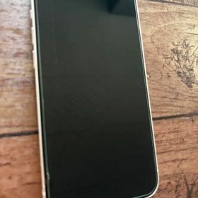 Apple iPhone 13 ホワイト 128GB バッテリー73%