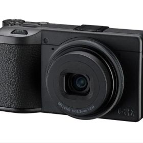 RICOH GR IV Monochrome リコー コンパクトデジタルカメラ