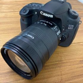 Canon EOS 60D, EF-S 18-135mm