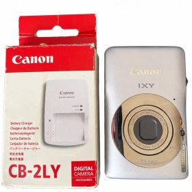Canon IXY 200F デジカメ 本体 充電器付き