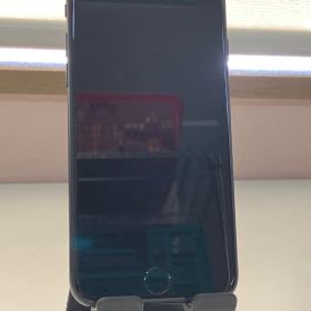iPhone SE第3世代 64GB 025