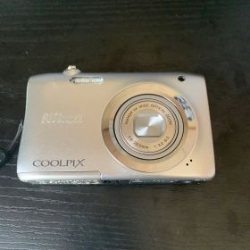 Nikon COOLPIX A100 本体 デジタルカメラ
