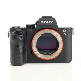 【中古】(ソニー) SONY α7 II ボディ [ILCE-7M2]