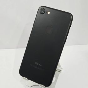 111 iPhone7 ブラック SIMフリー