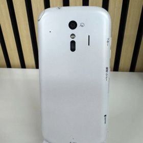 スマートフォン F-42A - ホワイト - 32GB - Docomo - ANDROID