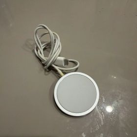 【Apple】Apple純正 MagSafe充電器 旧型