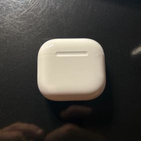 Apple AirPods4 本体