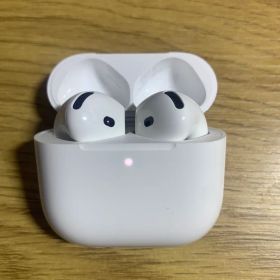 Apple AirPods 第4世代 ANC ノイズキャンセリング付き