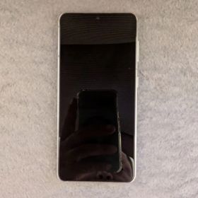 Samsung Galaxy S21 ホワイト 本体