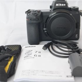 良品 ★ Nikon Z6II ボディ black ミラーレスカメラ 一眼