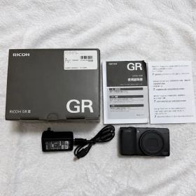RICOH GR III