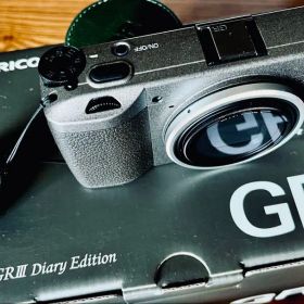 【美品】RICOH GR III Diary Edition ボディスーツ他付属