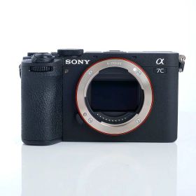 【中古】 (ソニー) SONY ILCE-7CM2 B アルフア7CII ボデイ【中古カメラ デジタル一眼】 ランク：AB