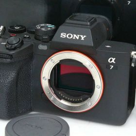 【中古】【お買い得品】ソニー α7 IV ILCE-7M4 ボディ CA01-R7152-2Q3 ソニー 超望遠ズームレンズ フルサイズ Eマウント GM 手ブレ補正 高画質 高速AF ミラーレス 望遠撮影
