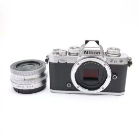 【中古品】 《並品》 Nikon Zfc 16-50 VR レンズキット シルバー 【背面モニター部組部品交換/各部点検済】 [ デジタルカメラ ]