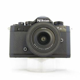 【中古】 (ニコン) Nikon Zfc 16-50 VR レンズキツト ブラツク【中古カメラ デジタル一眼】 ランク：B