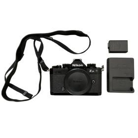 ■Nikon Z fc ボディ ブラック ミラーレス一眼 APS-C Zマウント バッテリー要交換 充電不可2556499