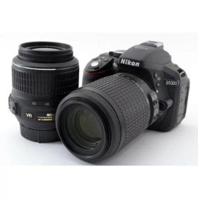 【中古】 ニコン Nikon D5300 ダブルレンズセット ブラック 美品 スマホへラクラク転送 フルHD動画撮影 ストラップ付き 当店保証30日間 人気 ミラーレス 一眼レフ 交換レンズ カメラ