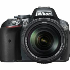 【中古】 Nikon デジタル一眼レフカメラ D5300 18-140VR レンズキット グレー D5300LK18-140VRGY