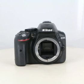 【中古】 (ニコン) Nikon D5300 ボディ ブラック【中古カメラ デジタル一眼】 ランク：B