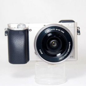 【中古】 (ソニー) SONY ILCE-6000L S パワーズームレンズキツト【中古カメラ デジタル一眼】 ランク：AB