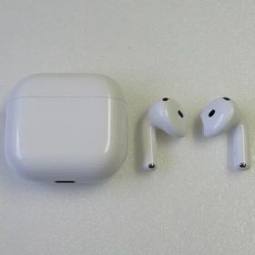 【中古品】正規品 Apple AirPods 4 A3050 A3053 A3058 アップル エアポッズ4 ワイヤレスイヤホン 送料無料！ エアーポッズ