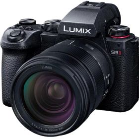 【中古】 パナソニック(Panasonic) フルサイズミラーレス一眼カメラ 望遠撮影 マクロ撮影まで幅広いシーンに対応 S5M2H ブラック DC-S5M2H