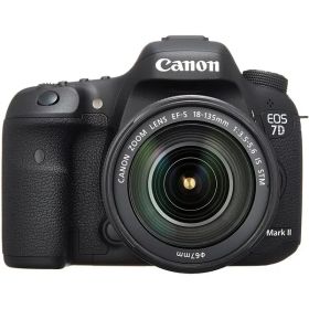 【中古】キヤノン Canon EOS 7D Mark II EF-S18-135 IS STM レンズキット カメラ 中古 人気 おすすめ 高画質