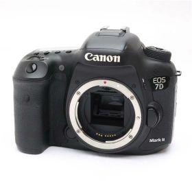 【中古品】《並品》 Canon EOS 7D Mark II ボディ [ デジタルカメラ ]